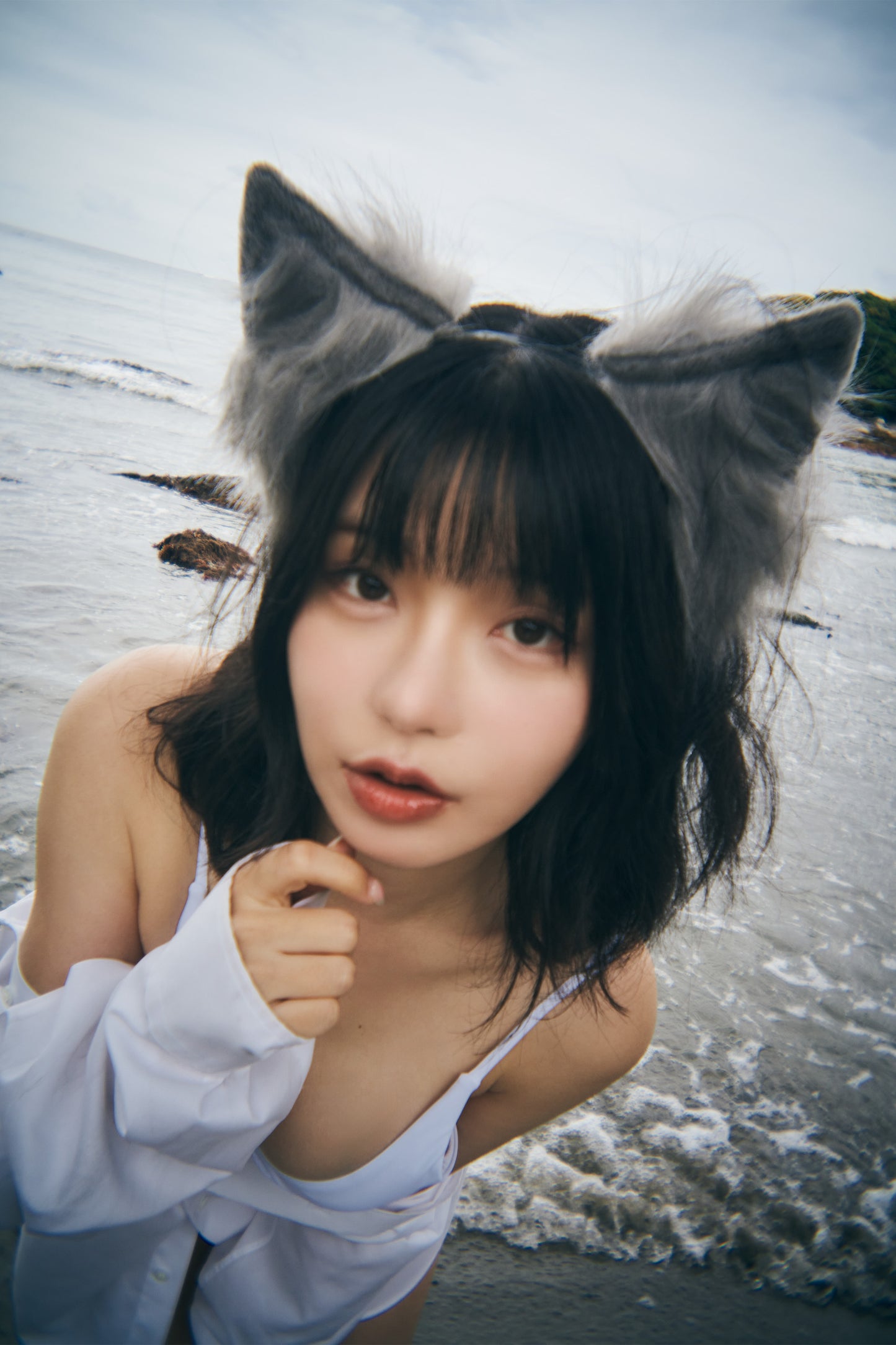 【A】Ami Honami『The White Cat's Secret』Acryl poster