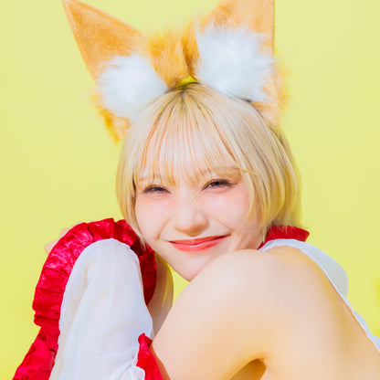 もちむぎ『Yellow Foxy Miko』デジタル写真集